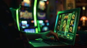 Antarmuka permainan Yggdrasil di gbo77 menampilkan gulungan slot dengan kontrol taruhan dan tombol putar